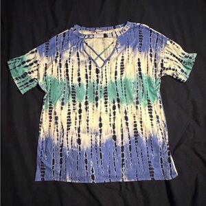 White Birch Blue and Green Patterned Short Sleeve Top